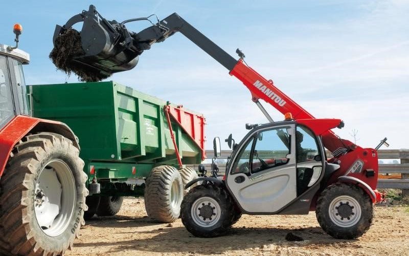 Manitou Hurrican Clean up Machines